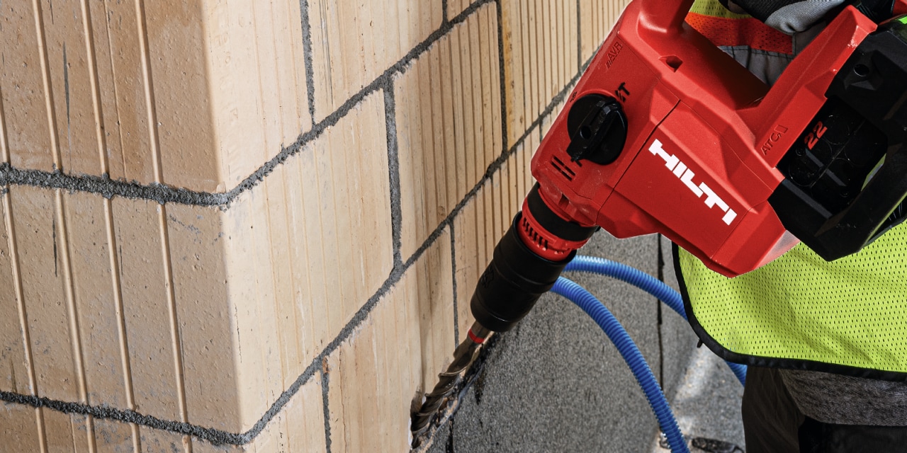 TE-30 22 cordless rotary hammer