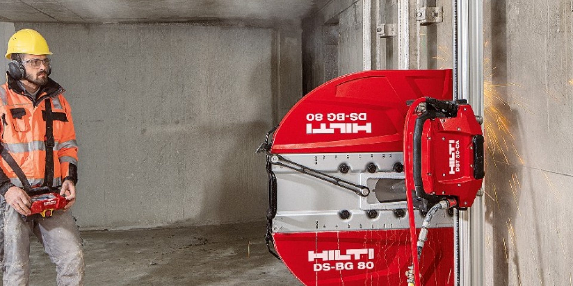 Hilti Electric diamond wall saw has more cutting power and starting torque