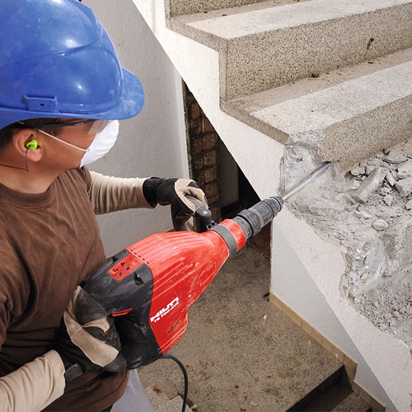 Waist-level demolition