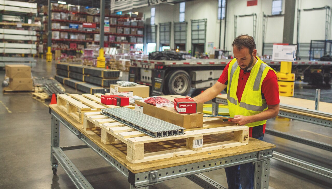 Worker kitting and packing modular support systems