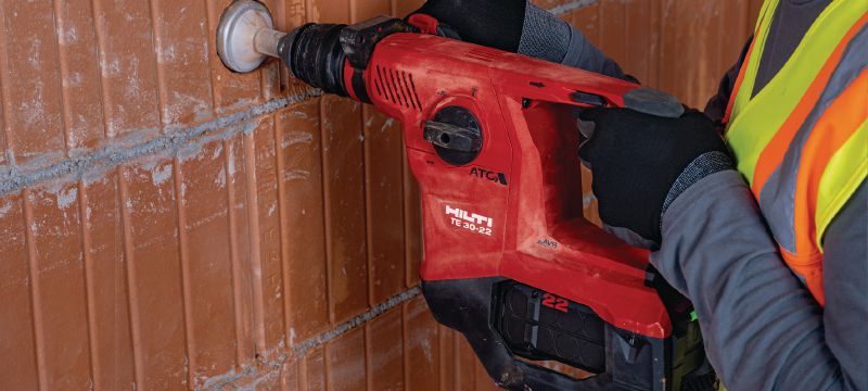 Image 6 of 8: TE 30-22 cordless rotary hammer Powerful cordless SDS Plus (TE-C) rotary hammer with Active Vibration Reduction and Active Torque Control for concrete drilling and chiseling (Nuron battery platform) Applications 1
